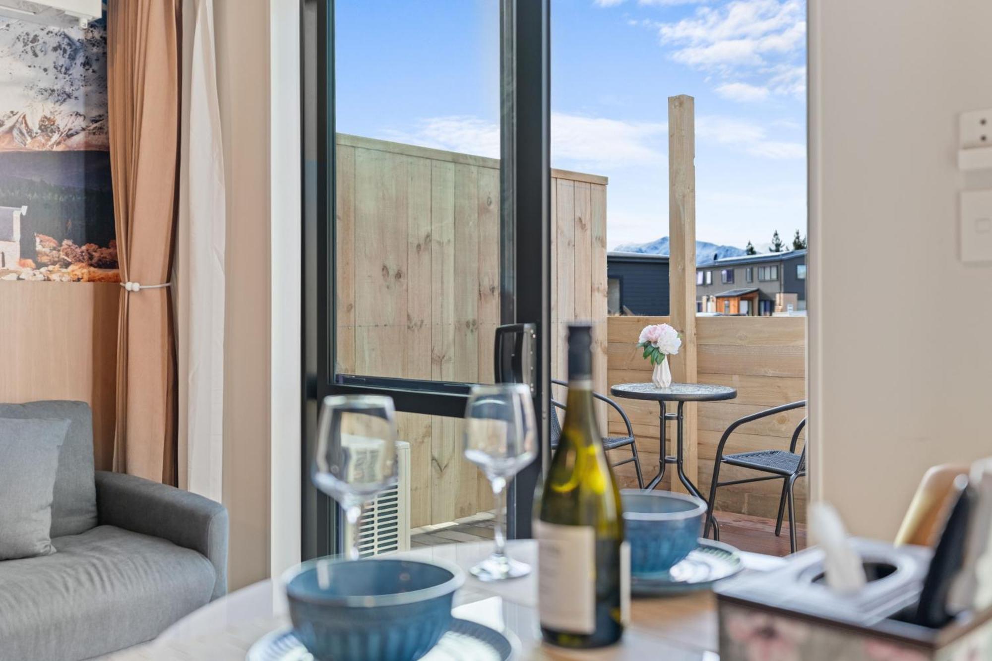 Sunshine Suites Лейк Текапо Екстериор снимка